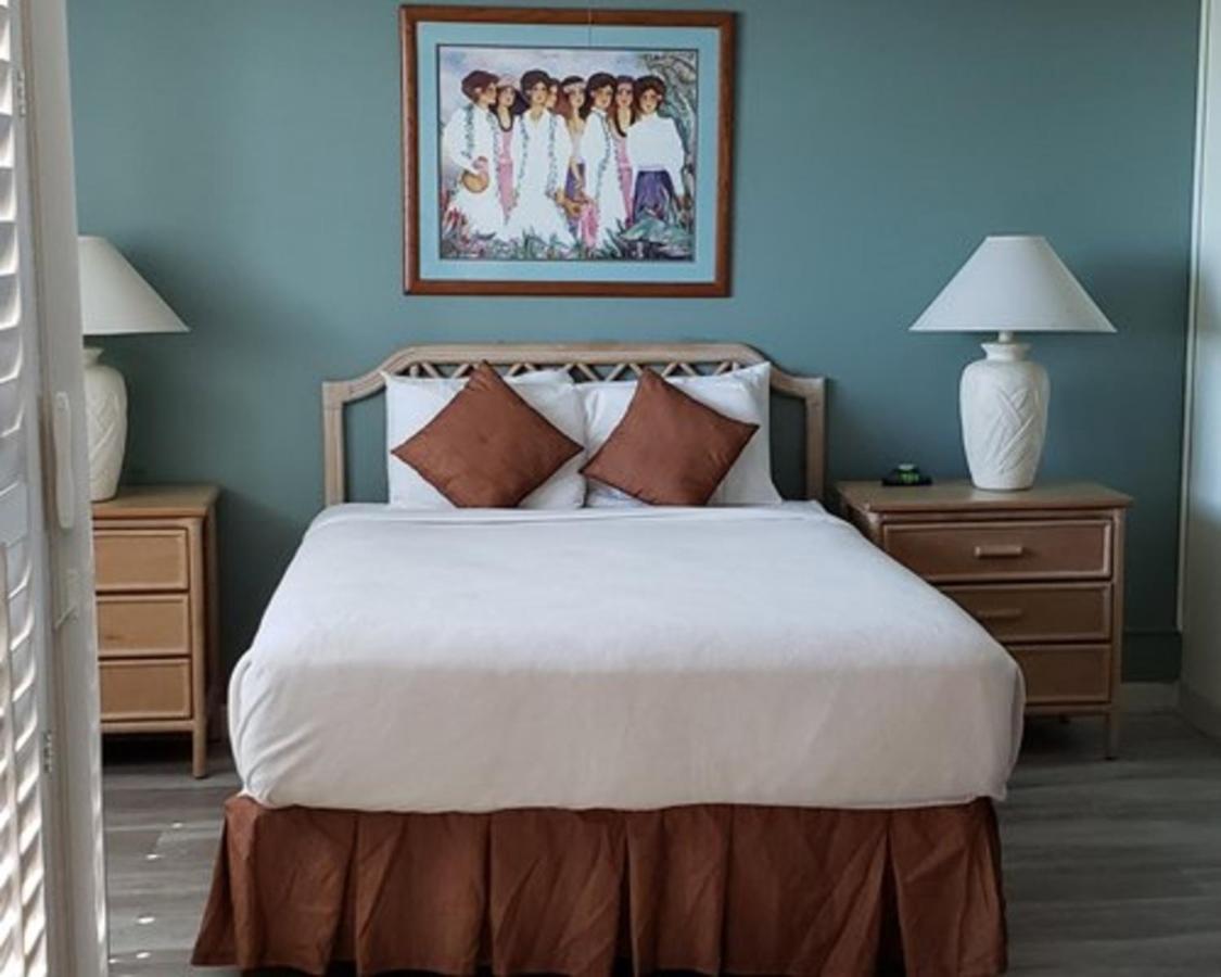 Private One Bedroom Condo, With Corporate Rental Car Savings Code Included, Free Onsite Parking Honolulu Buitenkant foto